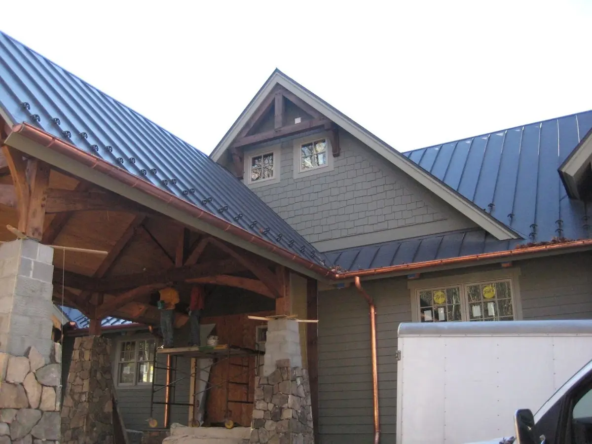 Craftsman Roofing team delivering quality roofing work in Lakecrest